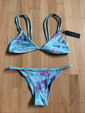 Lali + Layla NWOT Tie Dye Handmade Bikini Set Triangle Top Bottom Size Medium M